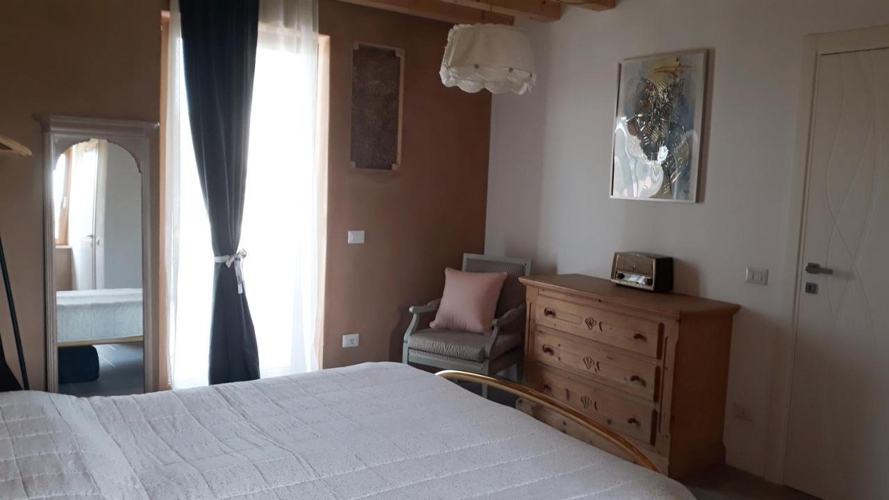 Country Apartment, Near Bardolino And Lazise Calmasino エクステリア 写真